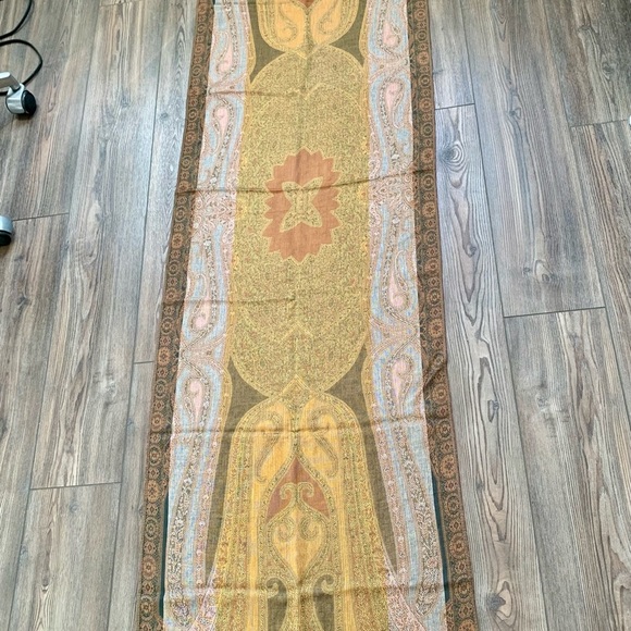 Pashmina - Picture 2 of 5